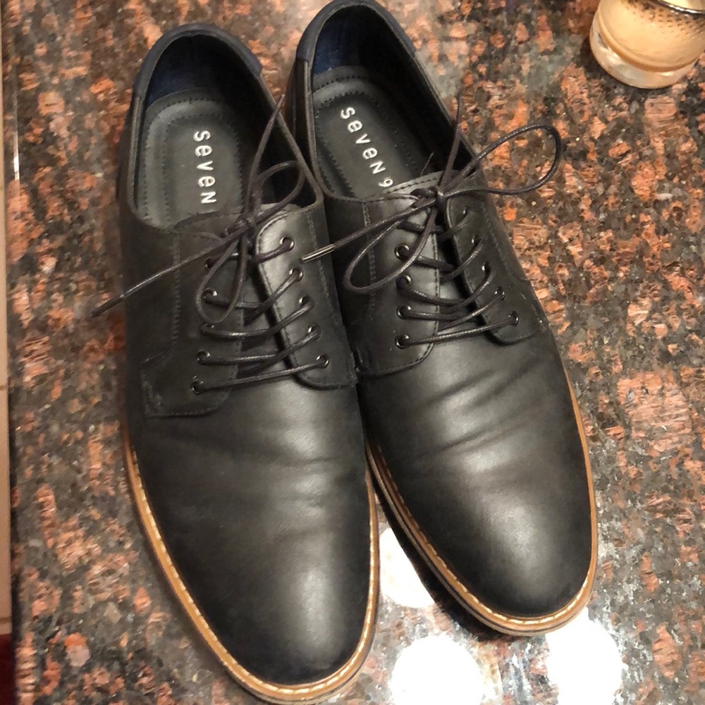 Men’s dress shoes. Worn once. Size 11